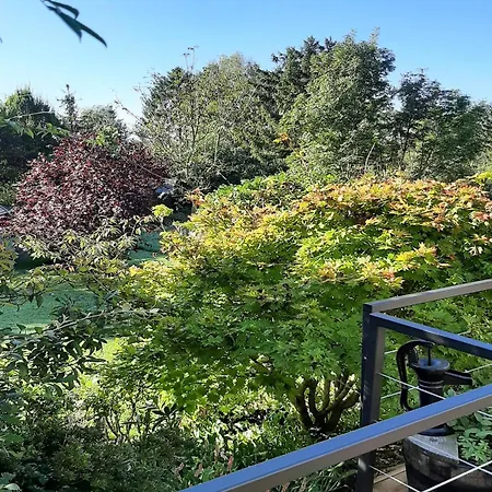 In With Terrace, Garden Semesterbostad